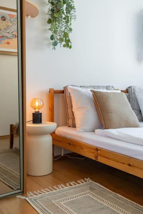 Duna Retreat: City Serenity Bratislava Esterno foto
