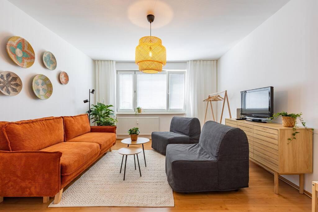 Duna Retreat: City Serenity Bratislava Esterno foto